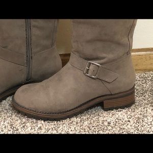 Kenneth Cole Reaction Boots